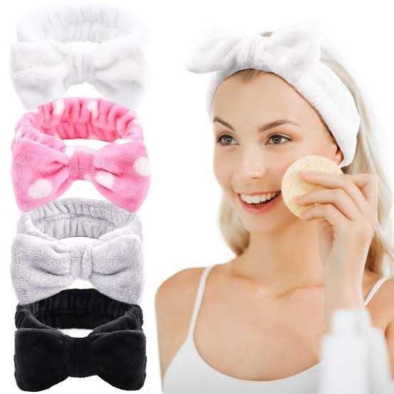 Microfiber Bow Headband with Brush – Soft Spa Hair Band for Makeup, Face Wash & Skincare (Stretchable & Comfortable)