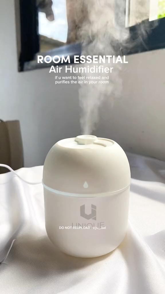 Portable Mini USB Humidifier with LED Light – Quiet Cool Mist Air Humidifier for Bedroom, Car & Office